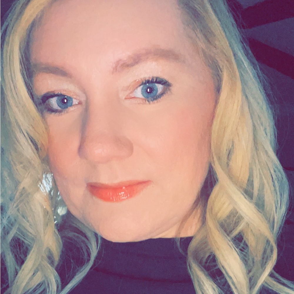 Meet your Posher, Rebecca